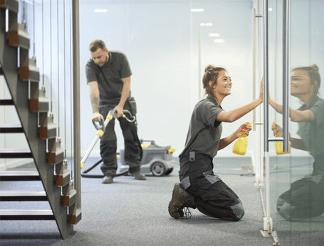 Hauswartung-mit-Reinigung